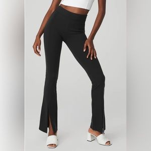 ALO Airbrush 7/8 Waist Flutter Legging